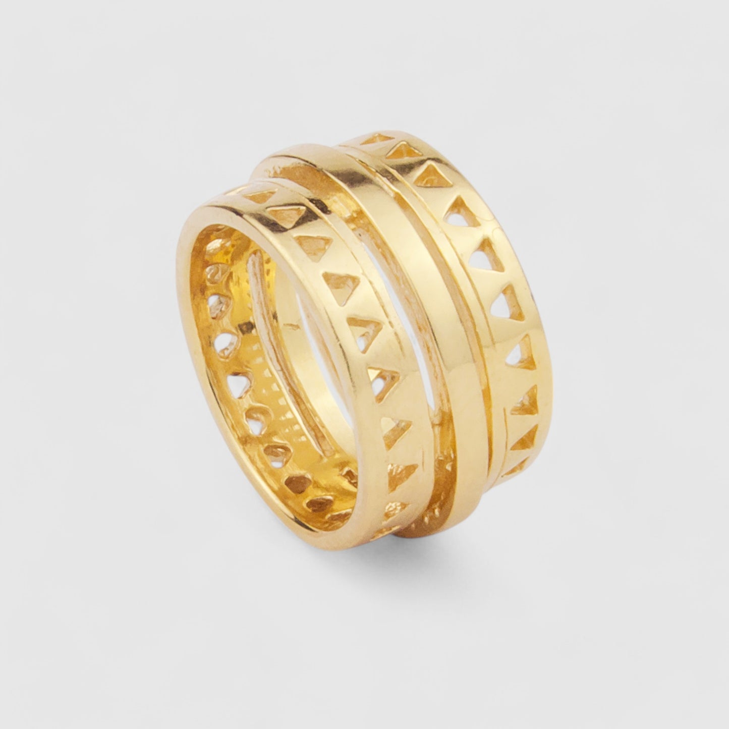 GOLD ELECTRIC RING