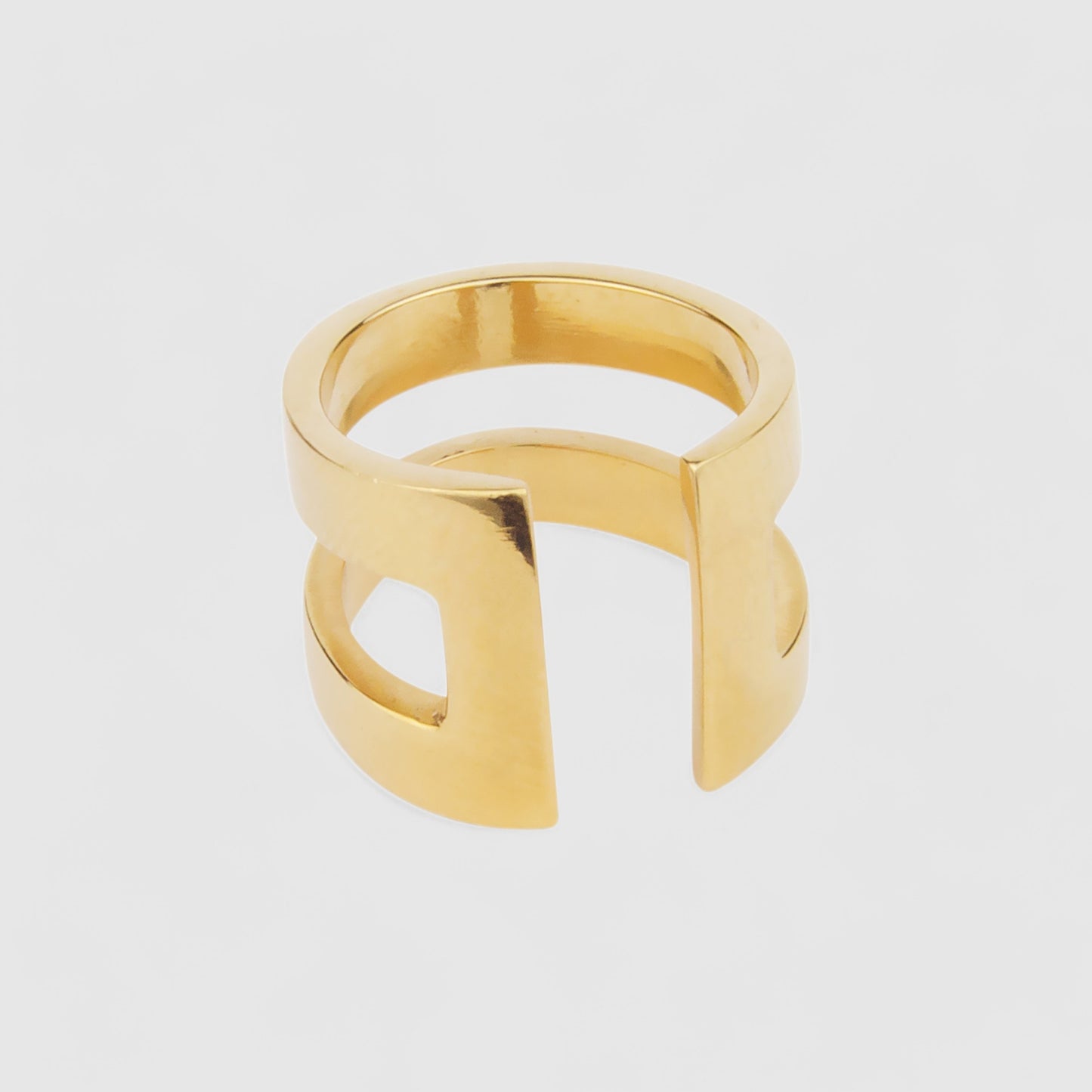 9CT GOLD CARNABY RING