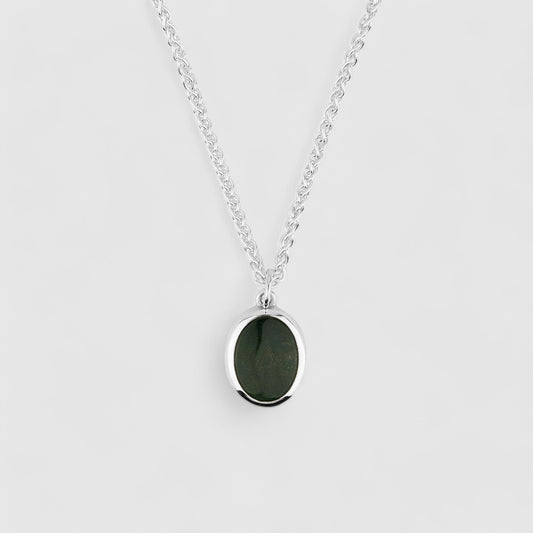 SILVER JAMESTOWN GREEN BLOODSTONE OVAL STONE NECKLACE & PENDANT